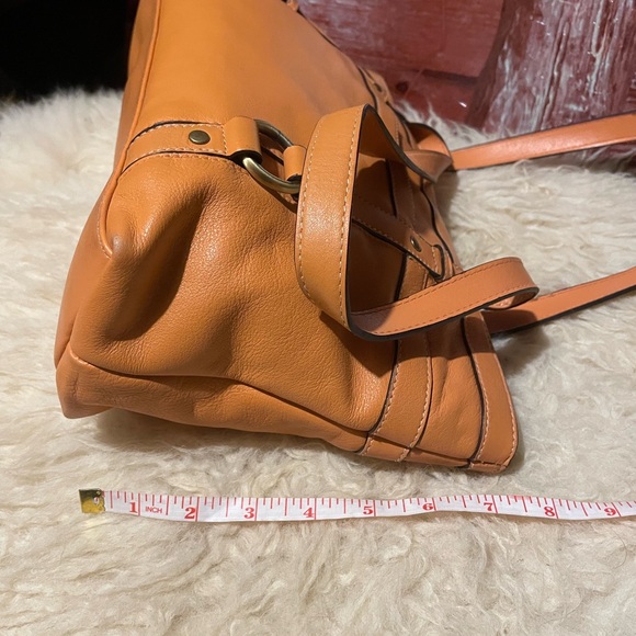 Wilson’s Leather, leather bag - Picture 15 of 16